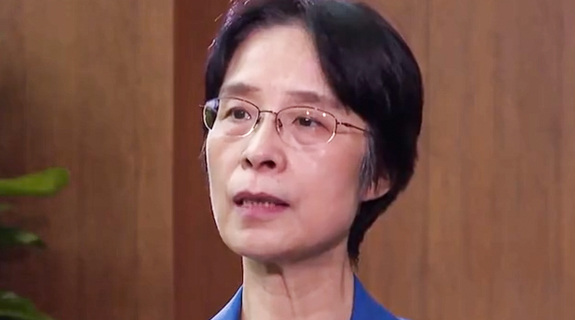 
Jiang Xiaojuan 江小涓 | State Council vice-secretary
