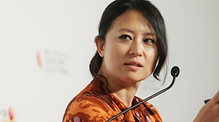 
Jin Keyu 金刻羽 | LSE associate professor of economics
