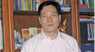 
Mu Guangzong 穆光宗 | Peking University Institute of Population Studies professor
